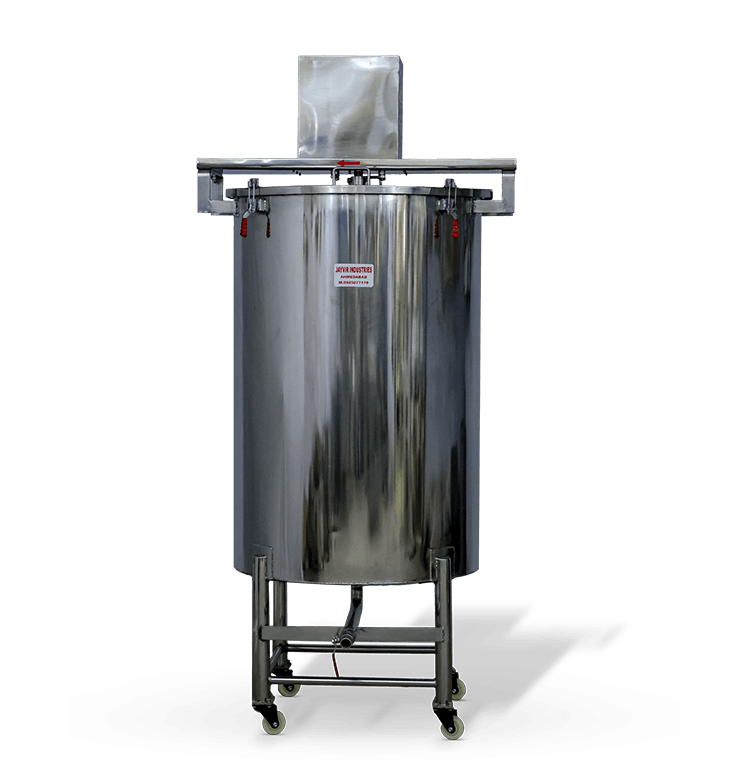 600-liter tank with stirrer machine